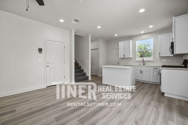 Building Photo - 1509 Bell St