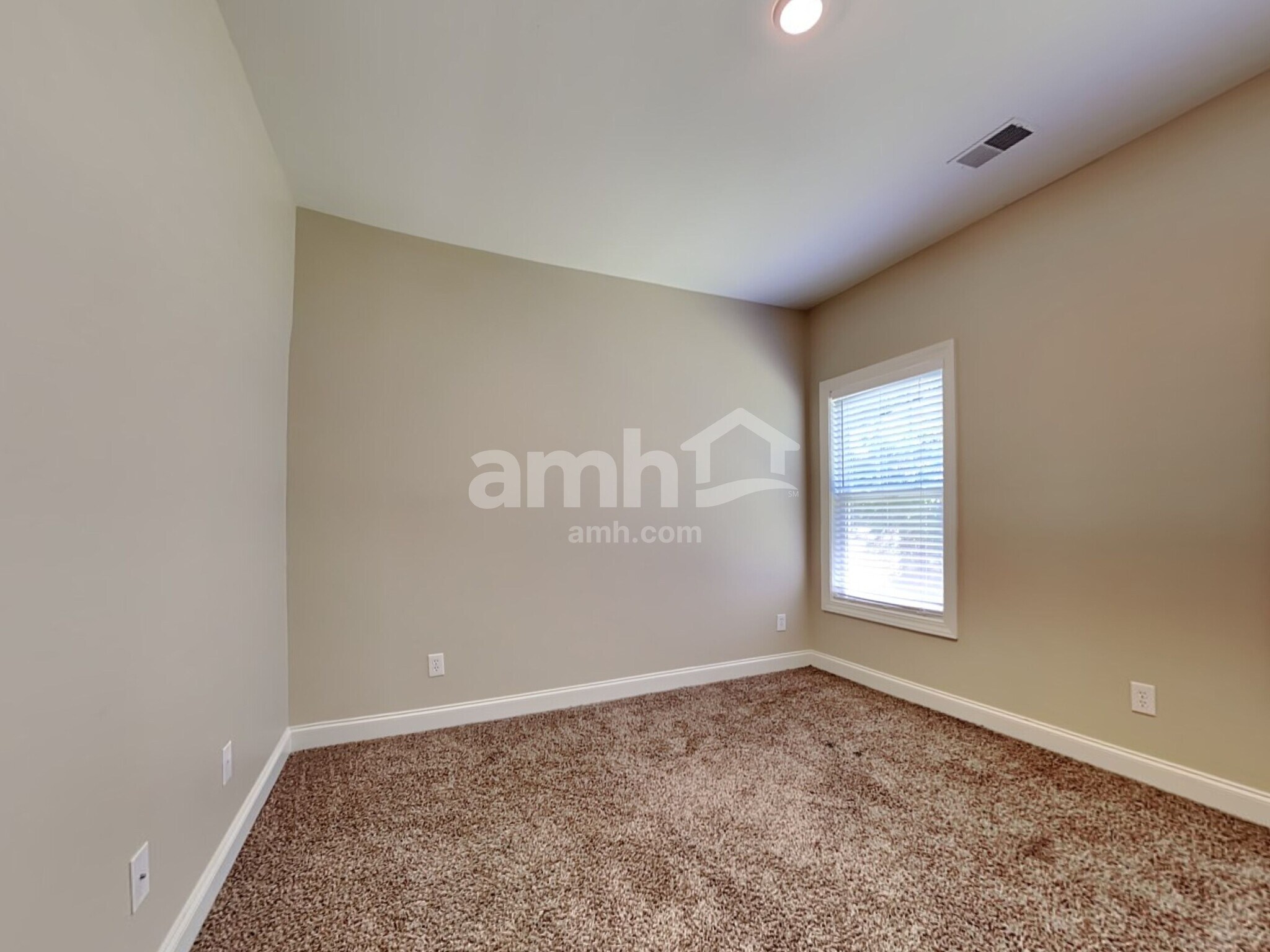 Building Photo - 8503 Sentry Cir