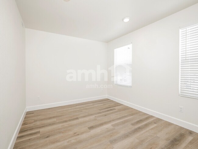 Building Photo - 6442 Intuition Ln