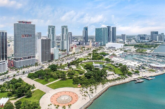 Building Photo - 50 Biscayne Blvd