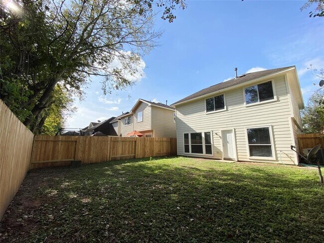 Building Photo - 3643 Windmill Village Dr