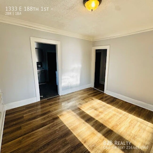 Building Photo - 1333 E 188th St