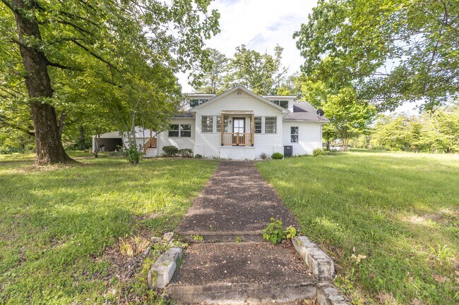 Building Photo - 9448 Lusk Rd
