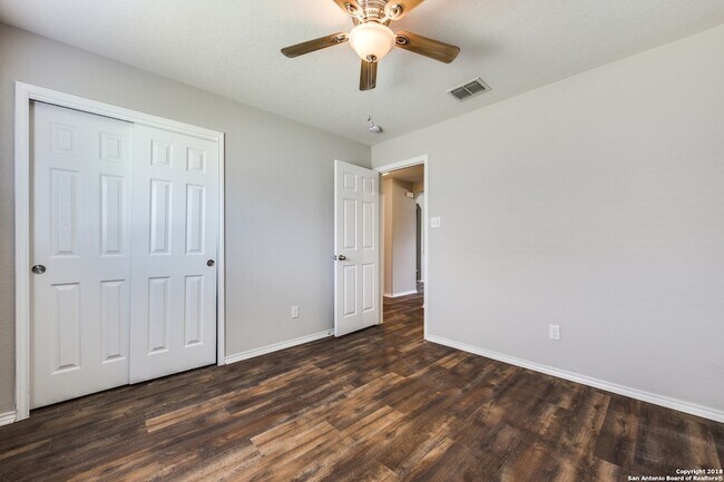 Building Photo - 308 Lonestar Gait