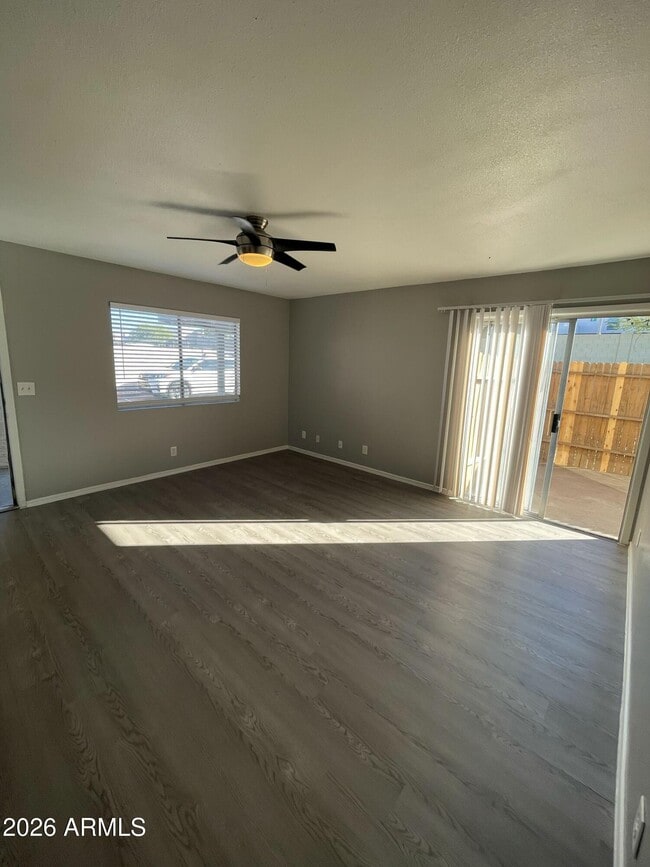 Building Photo - 6541 N 67th Ave