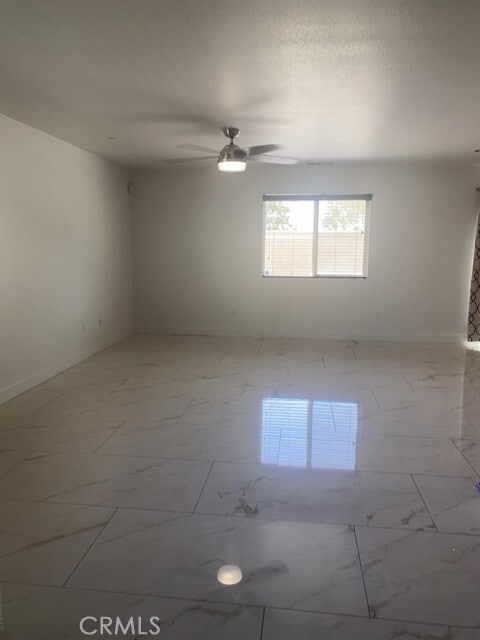 Building Photo - 26539 Vineland Cir