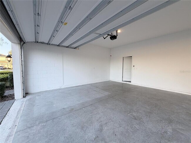 Building Photo - 2012 Raulerson Ct