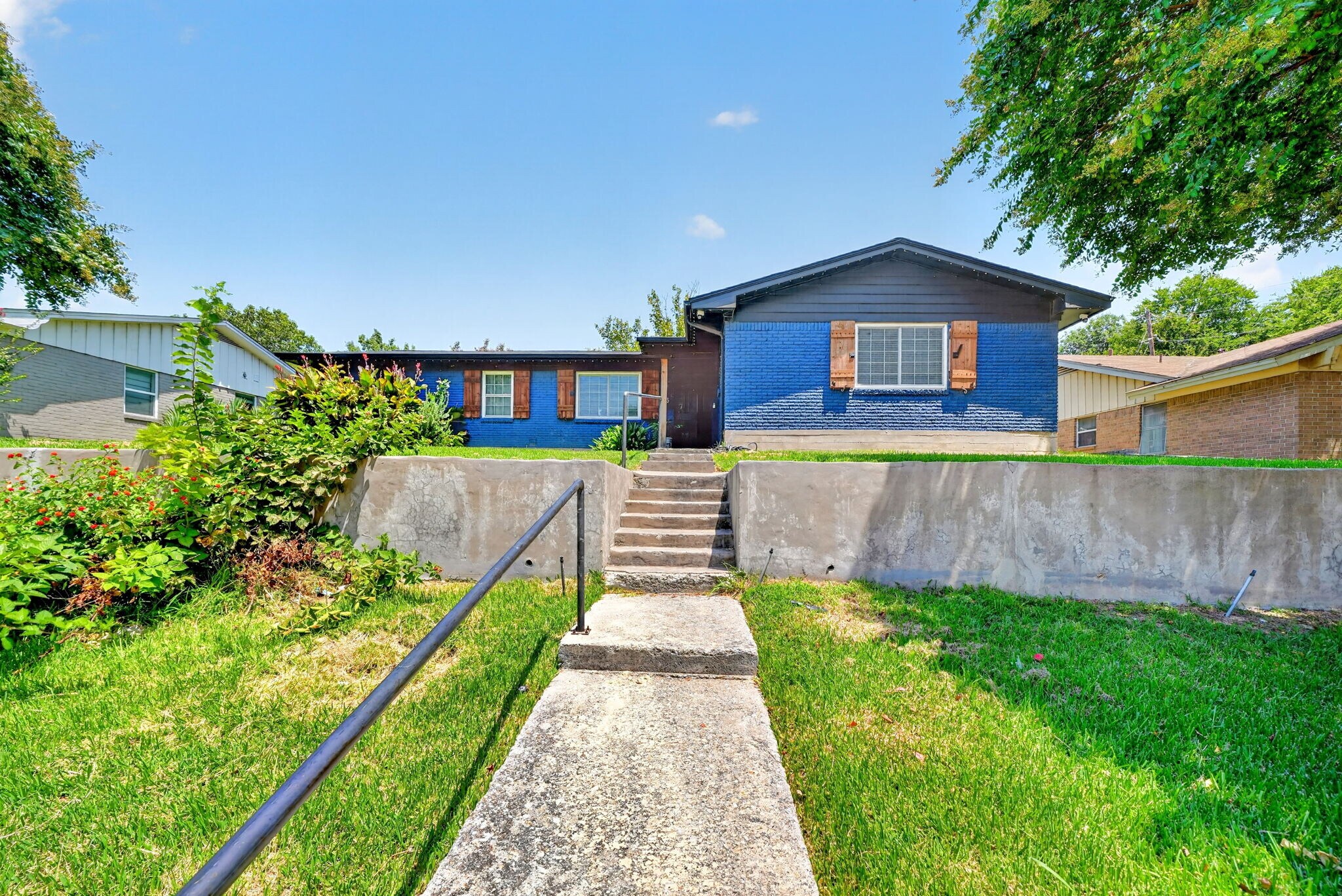 Building Photo - 505 Whittle Way