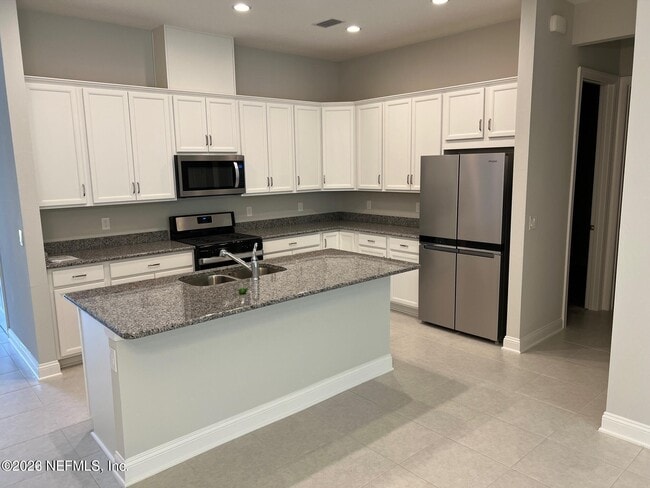Building Photo - 82 White Cypress Dr