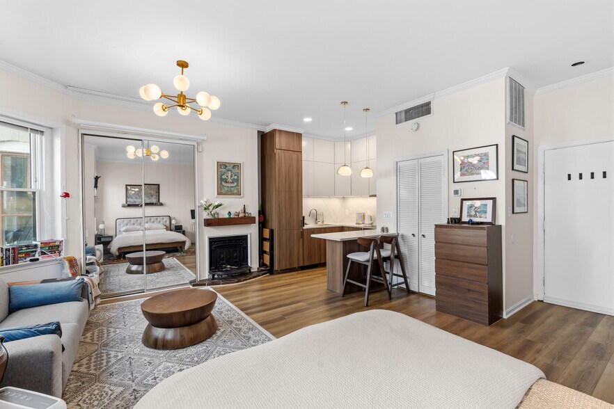 Building Photo - 1758 Corcoran St NW