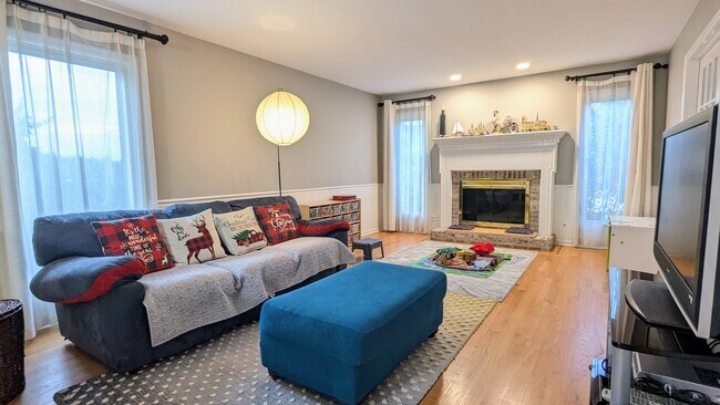 Building Photo - 14 Nicolette Ave