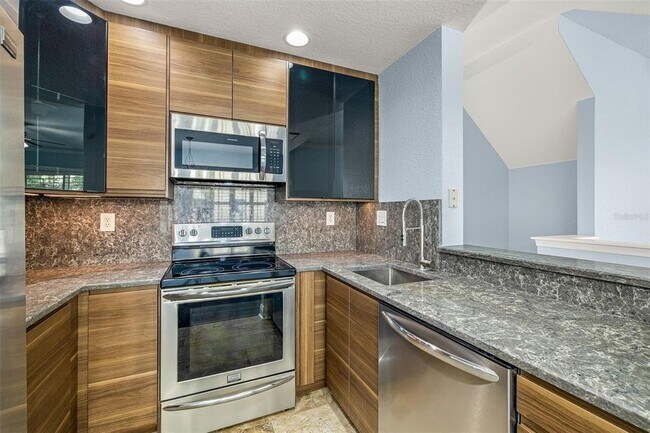 Building Photo - 109 S Bradford Bch Ct