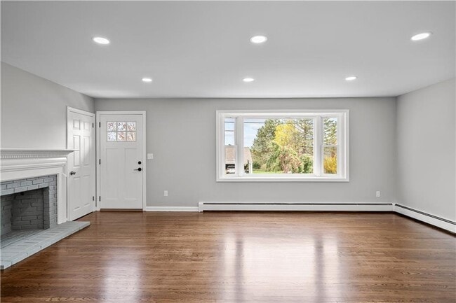 Building Photo - 51 Arrowhead Ln