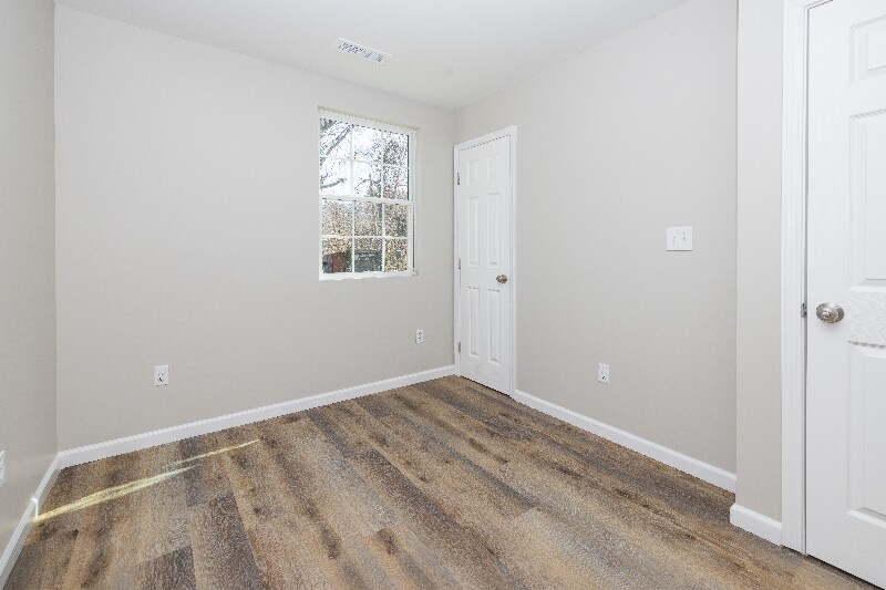 Building Photo - 204 N Bellemeade Ave