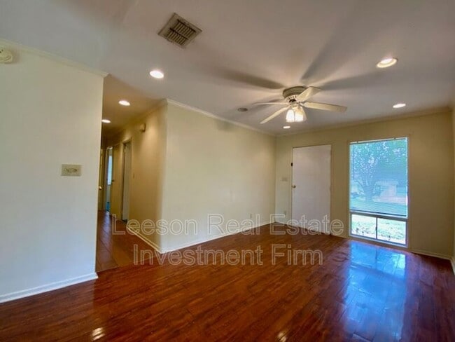 Building Photo - 2838 Smithfield Rd