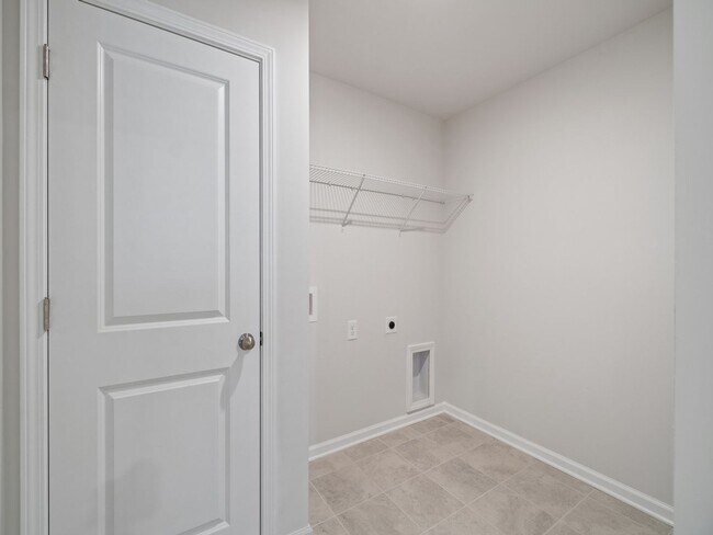 Building Photo - Beautiful Almost New Home with 5 Bedroom & 4.5 Baths