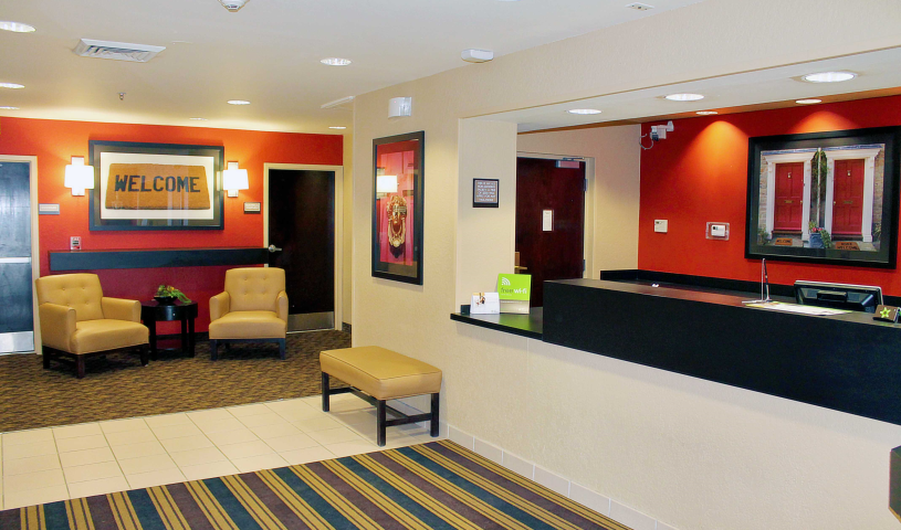 Lobby and Guest Check-in - Furnished Studio - Houston