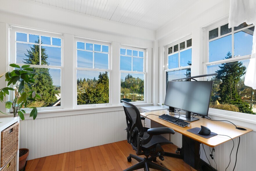 Building Photo - 4215 S Lucile St