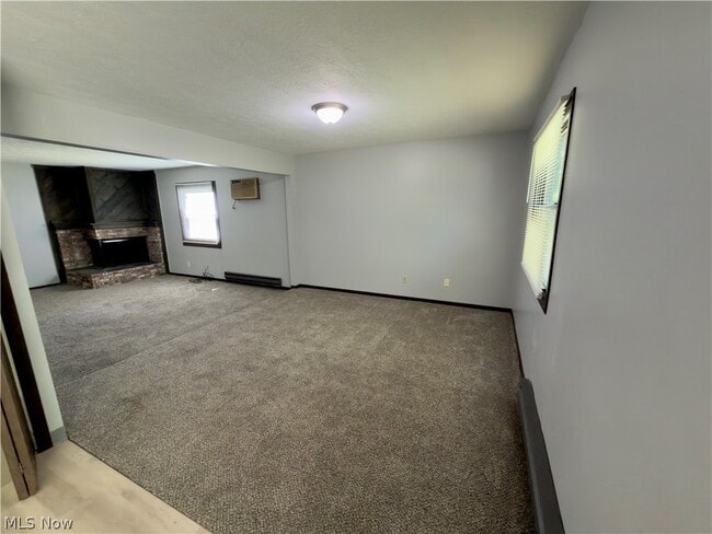 Building Photo - 2814 Forest Ln