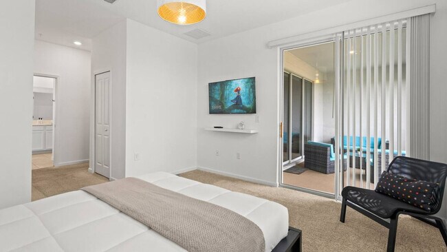 Building Photo - 1031 Splash Shot Pl