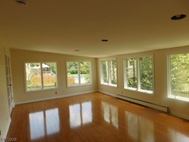 Building Photo - 584 Co Rd 614