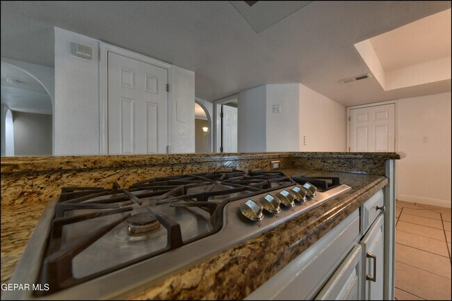 Building Photo - 1744 Gambel Quail Dr