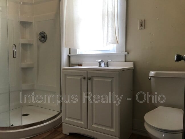 Building Photo - 236 E William St