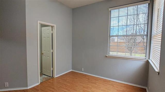 Building Photo - 8501 Mesa Verde Dr