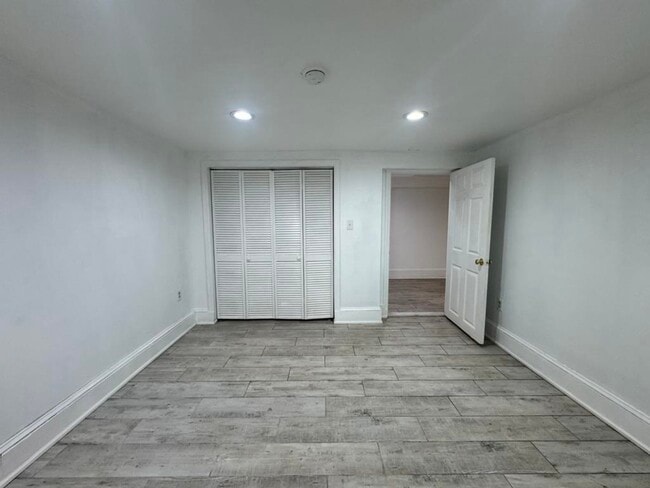 Building Photo - 80 Sherman Pl