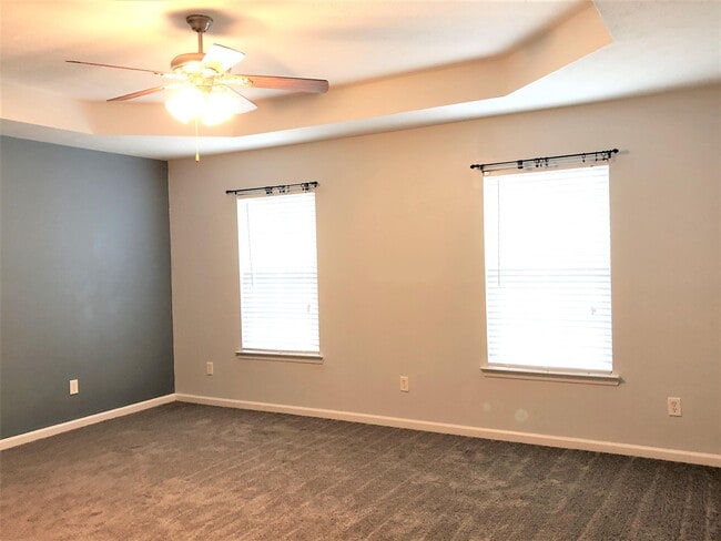 Building Photo - 122 Goudy Ct