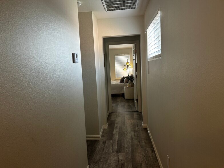 Building Photo - 1796 Massey Dr