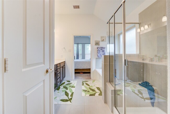 Building Photo - 13026 Sheildaig St