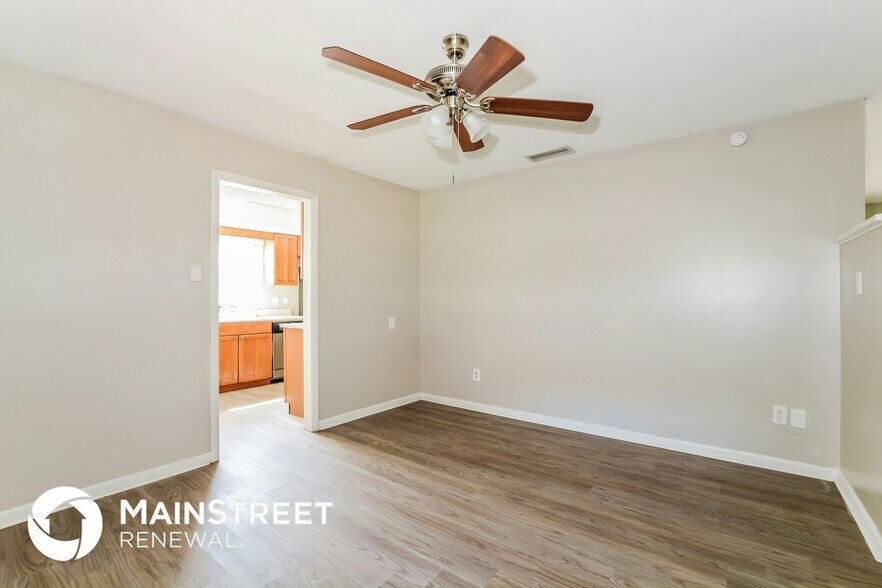 Building Photo - 3074 Riverbrook Dr