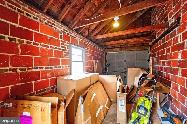 Building Photo - 4428 Butterworth Pl NW