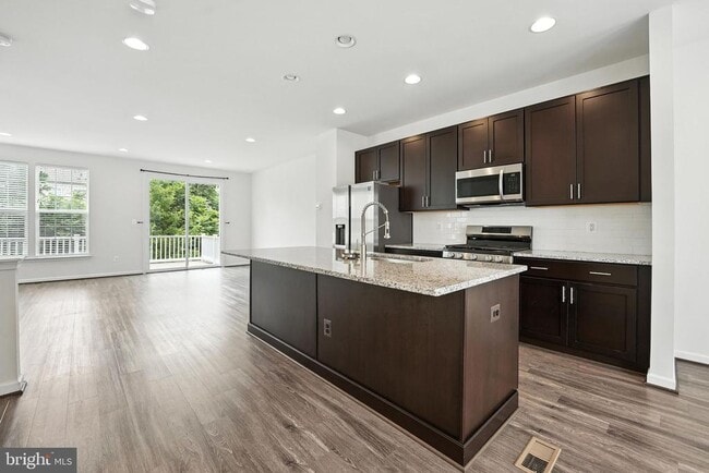 Building Photo - 8162 Agnes Ln