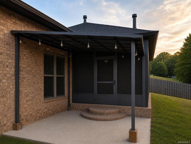 Building Photo - 509 Southern Hills Dr
