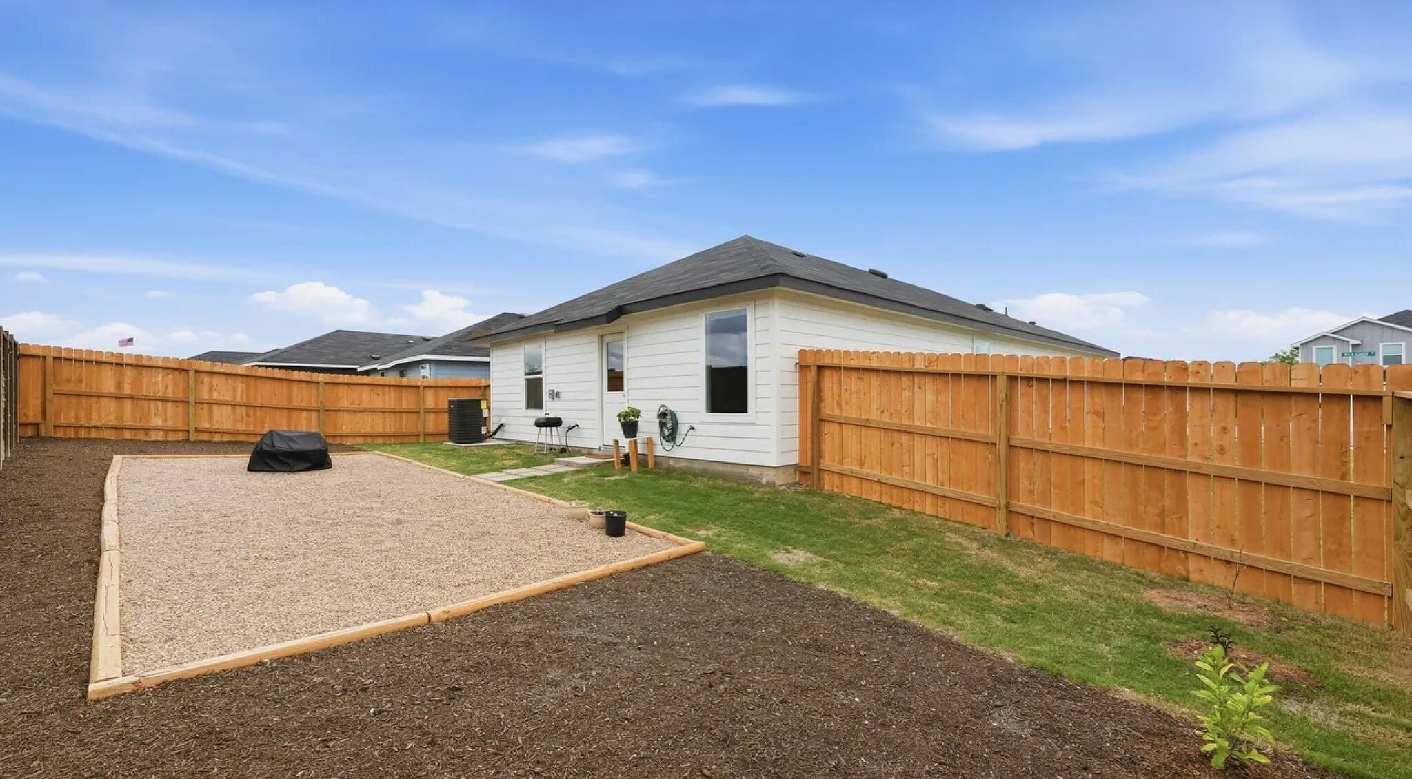 Building Photo - 303 Wild Goose Dr