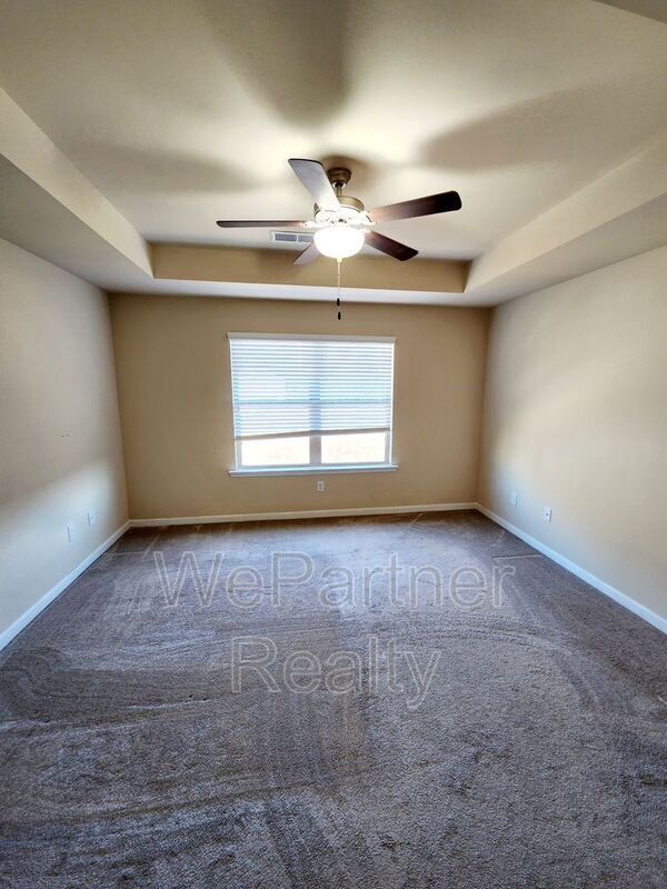 Building Photo - 202 Vickery Ln