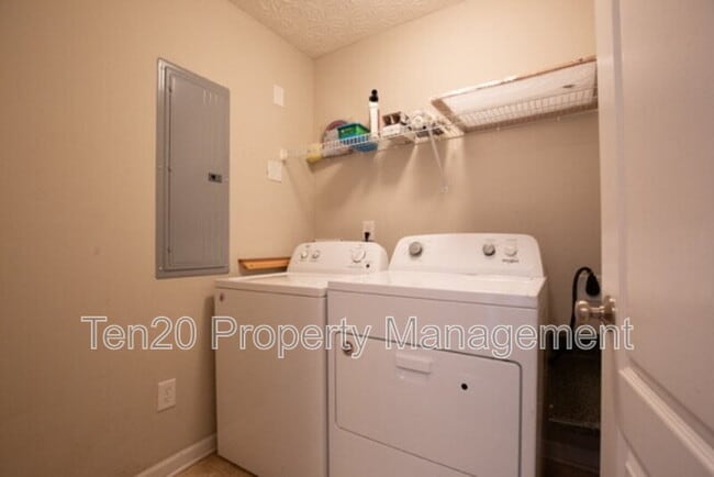 Building Photo - 6013 Granite Field Dr