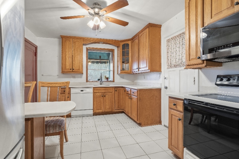 Building Photo - 350 Broadway Dr