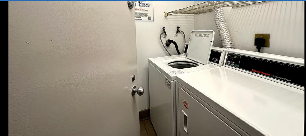 Washer/dryer on floor - 62 W 62nd St