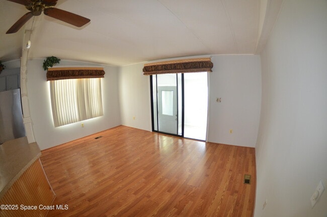 Building Photo - 1931 Coco Plum St NE