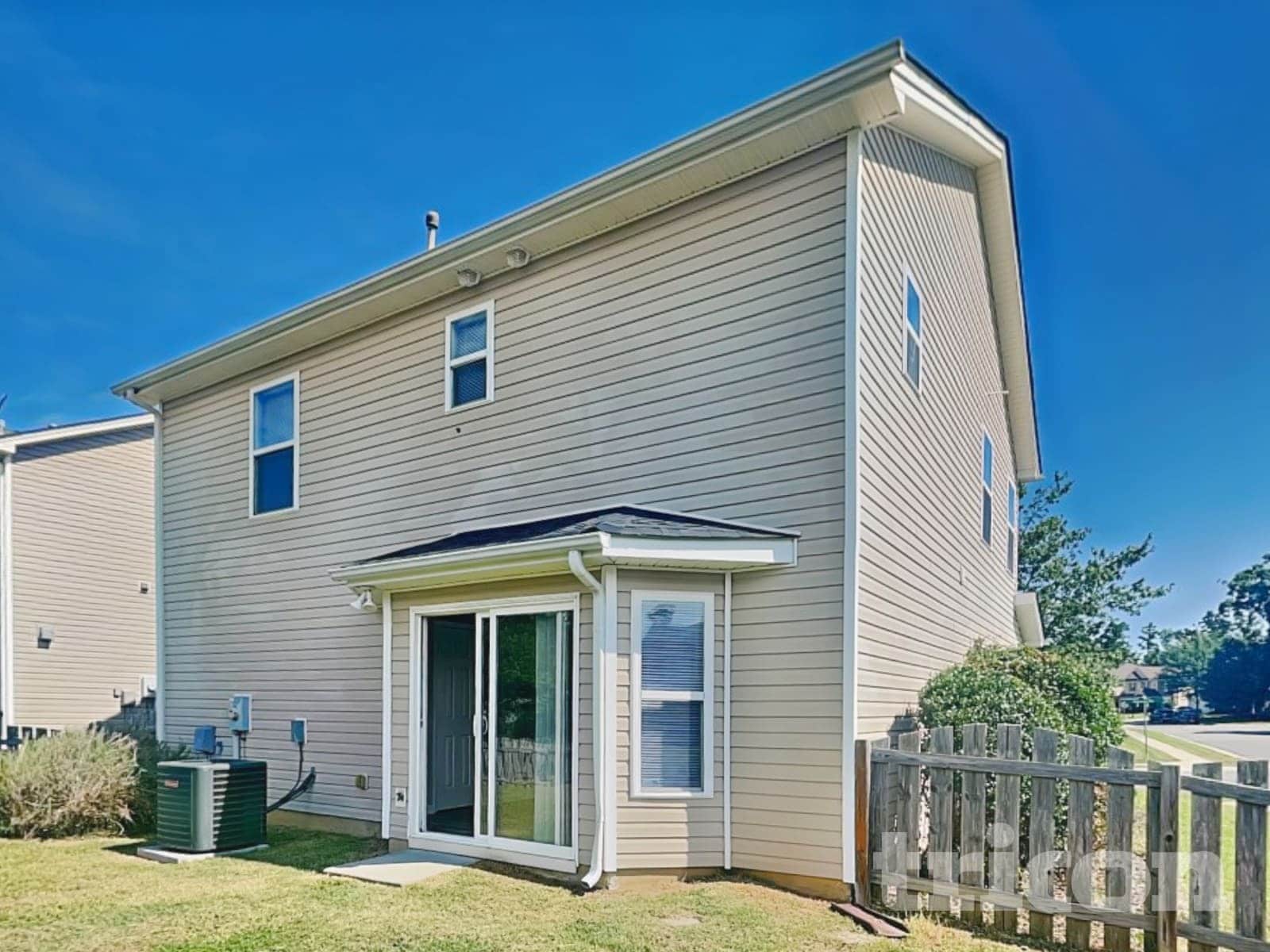 Building Photo - 238 Waterlemon Way