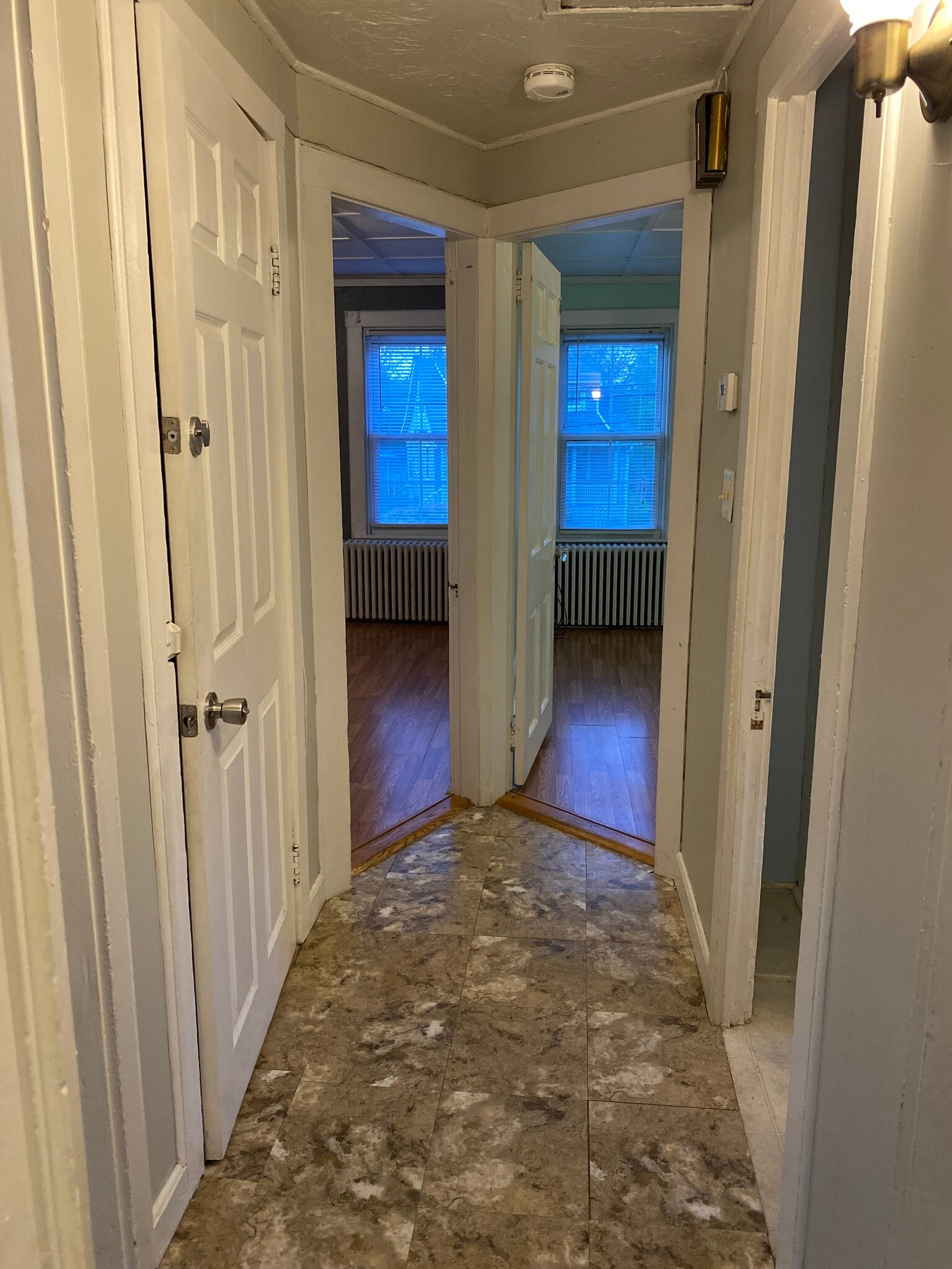 Building Photo - 331 King Philip St