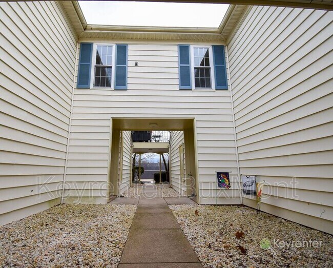 Building Photo - 150 Oberlin Terrace