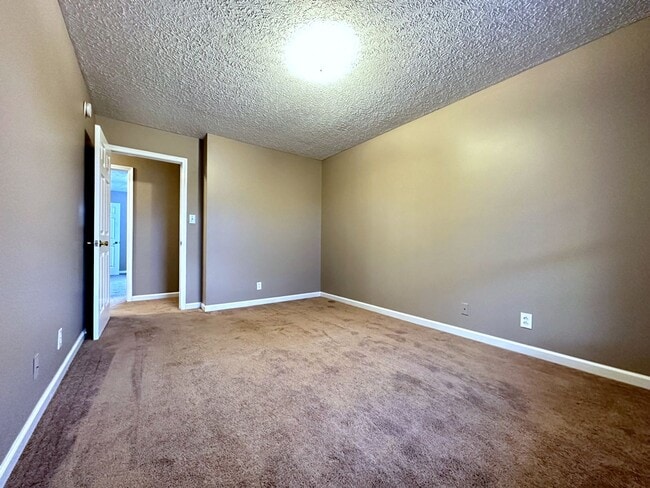 Building Photo - Single-Family in Oak Grove, KY--Deck and Large Backyard!