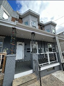 Building Photo - 1647 Pratt St