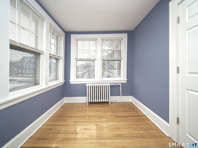 Building Photo - 1440 Wood Ave