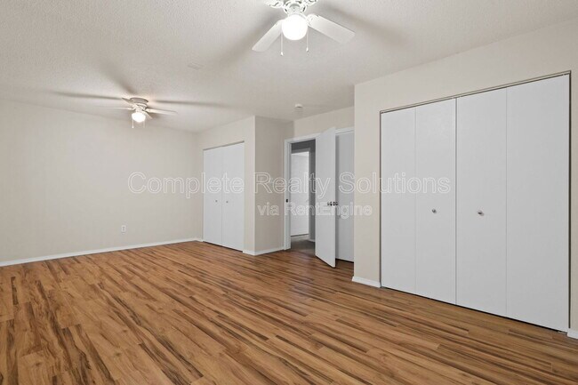 Building Photo - 26 Timberbrook Dr
