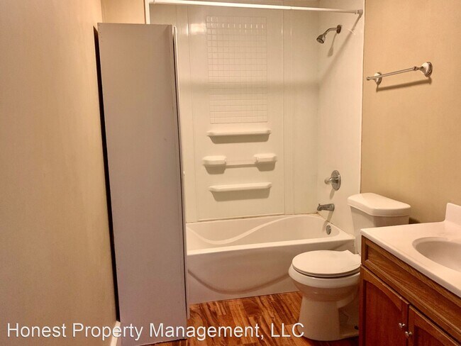 Building Photo - 3 br, 1 bath House - 1741 S Talbot St